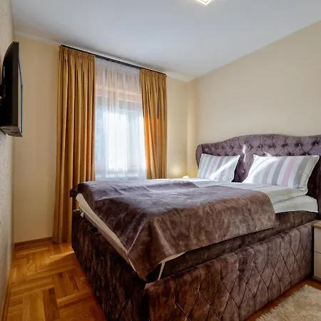 Apartment Papillon 2 Zlatibor