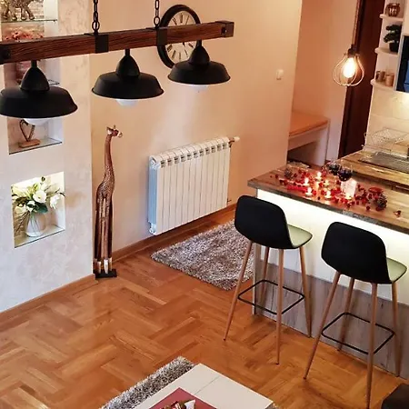 Papillon 2 * זלאטיבור